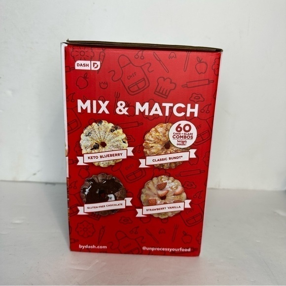 Dash Mini Bundt Cake Maker ~ Mint Pale Green - NEW in Box ~ So Cute! Recipes - Picture 4 of 4